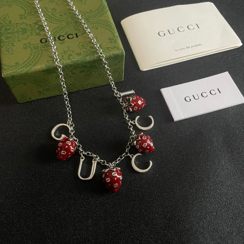 SunProtective Gucci Necklaces 243577