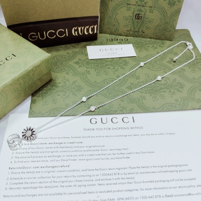Gucci Necklaces Elegant 243578