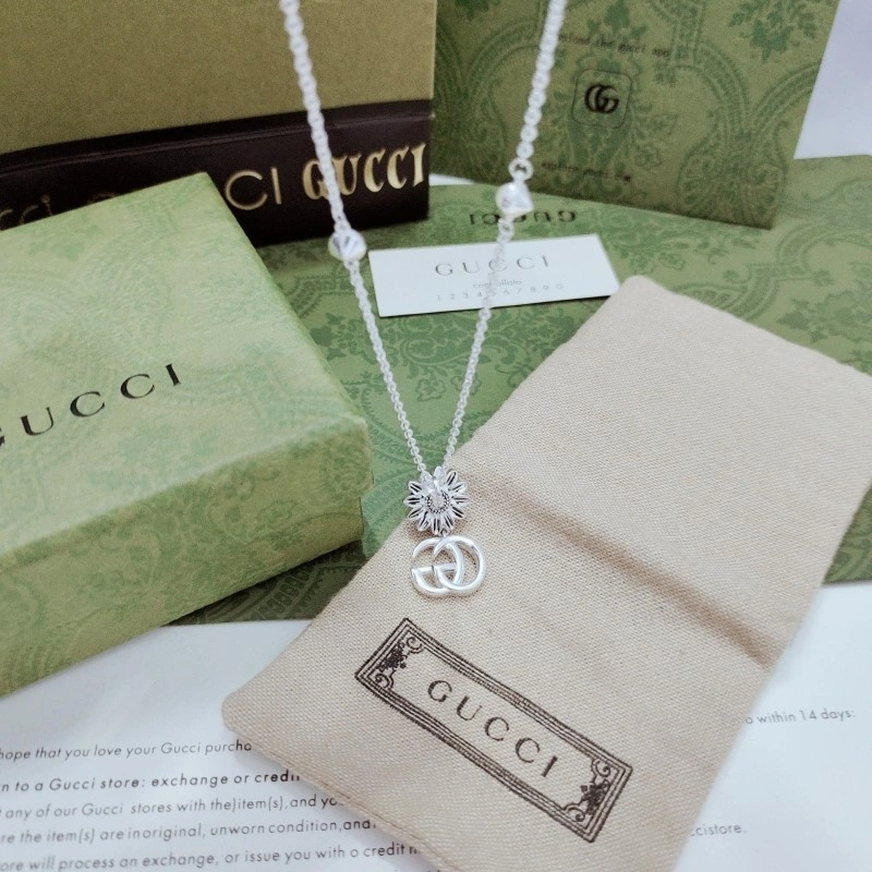 Gucci Necklaces Elegant 243578