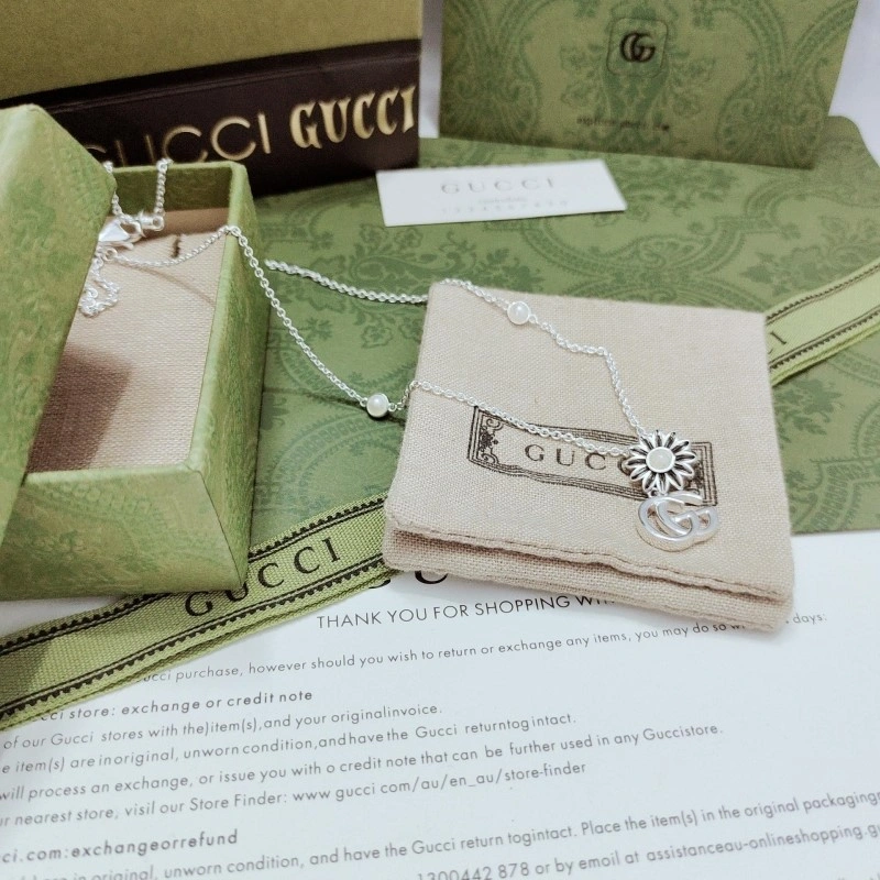 Gucci Necklaces Elegant 243578