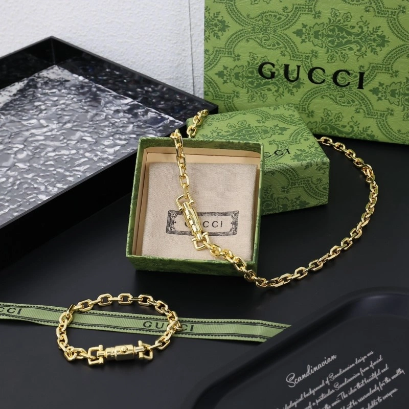 Fashionable Gucci Necklaces 243566