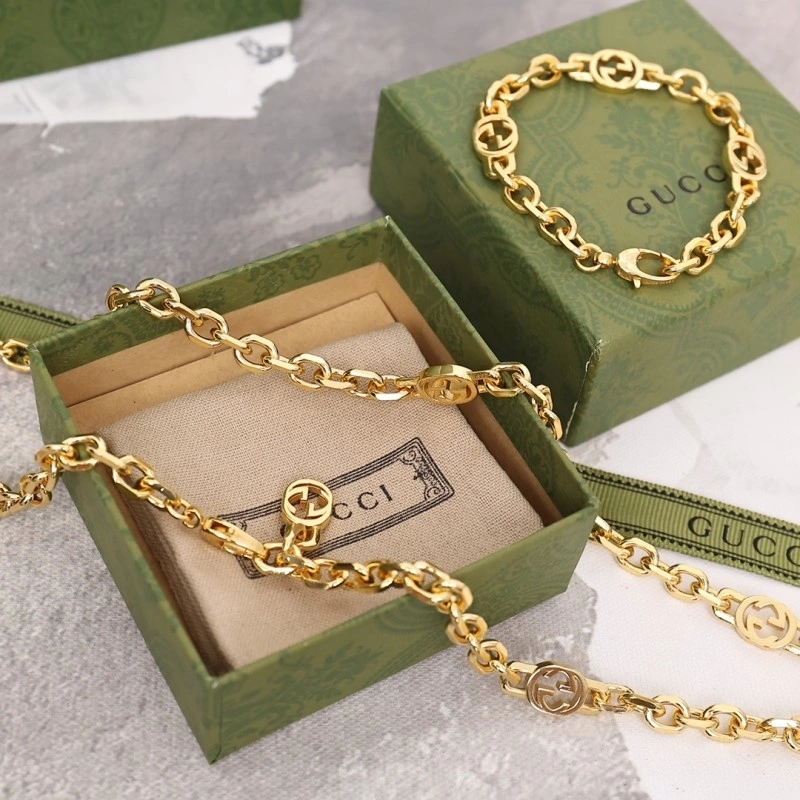 Comfortable Gucci Necklaces 243552