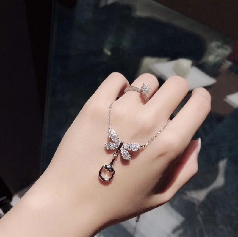 Chic Gucci Necklaces 243581