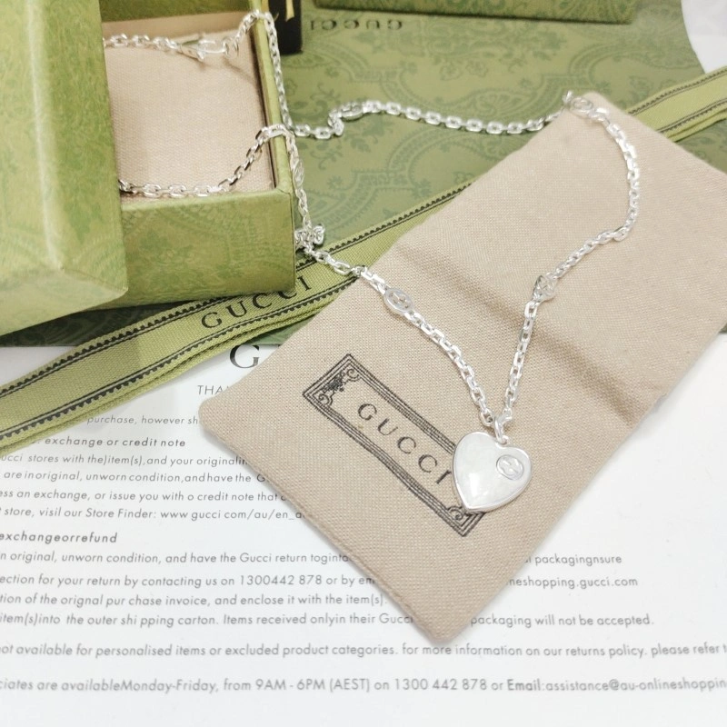 Elegant Gucci Necklaces 243551