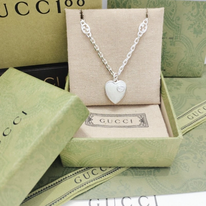 Elegant Gucci Necklaces 243551