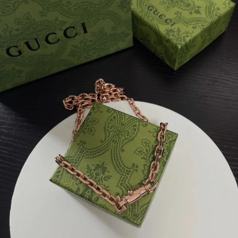 Supportive Gucci Necklaces 243550