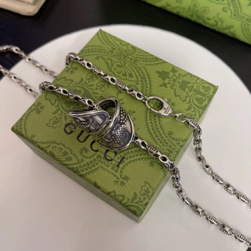 Stylish Gucci Necklaces 243523