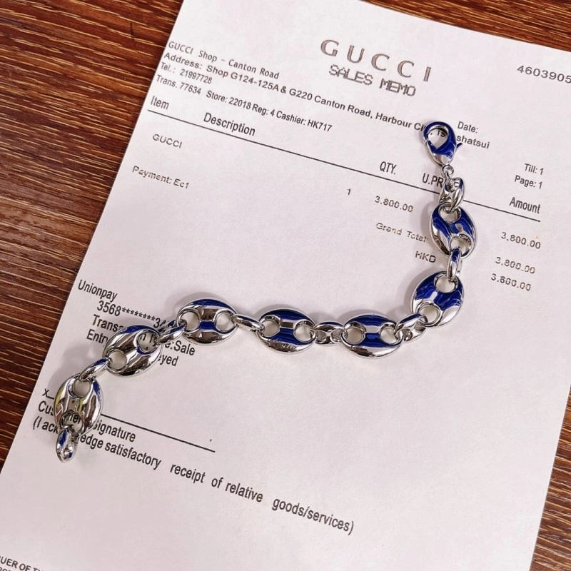 WaterResistant Gucci Necklaces 243535