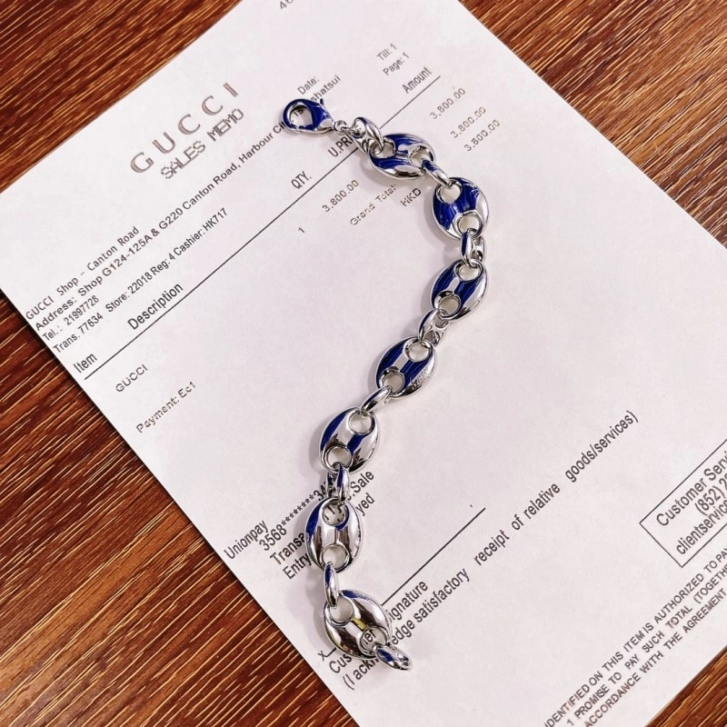 WaterResistant Gucci Necklaces 243535