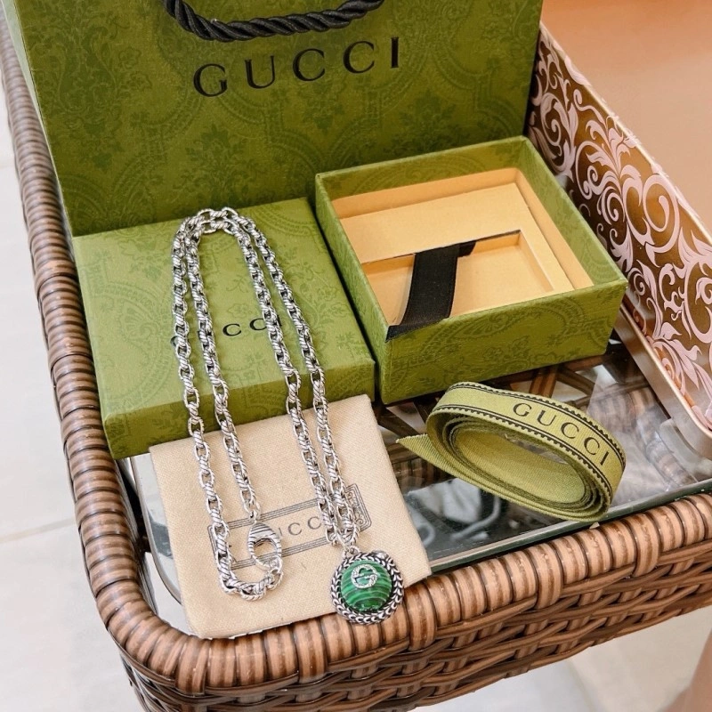 Gucci Necklaces Unisex 243541