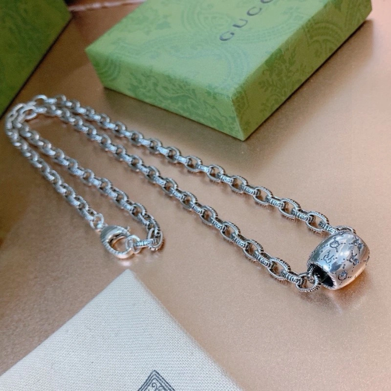 Gucci Necklaces Chic 243545