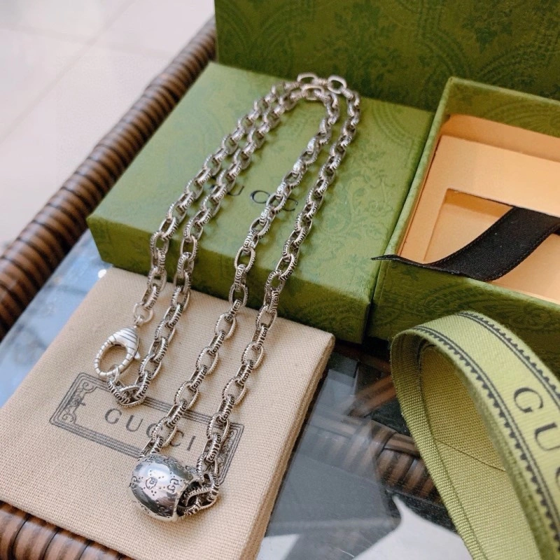 Gucci Necklaces Chic 243545