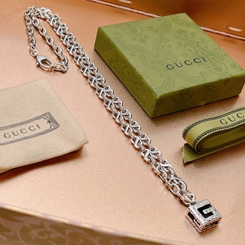 Thermal Gucci Necklaces 243544
