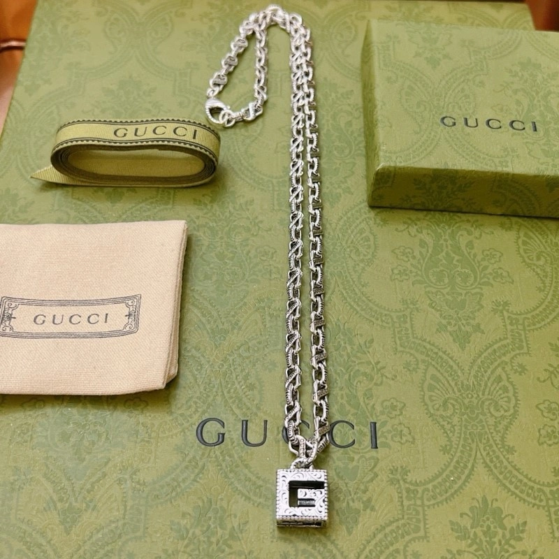Thermal Gucci Necklaces 243544