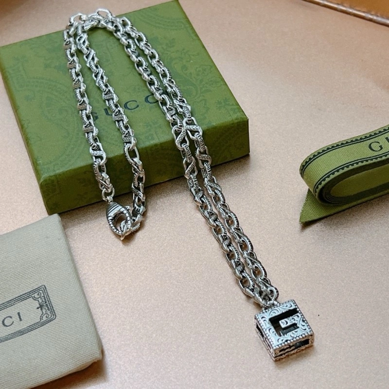 Thermal Gucci Necklaces 243544