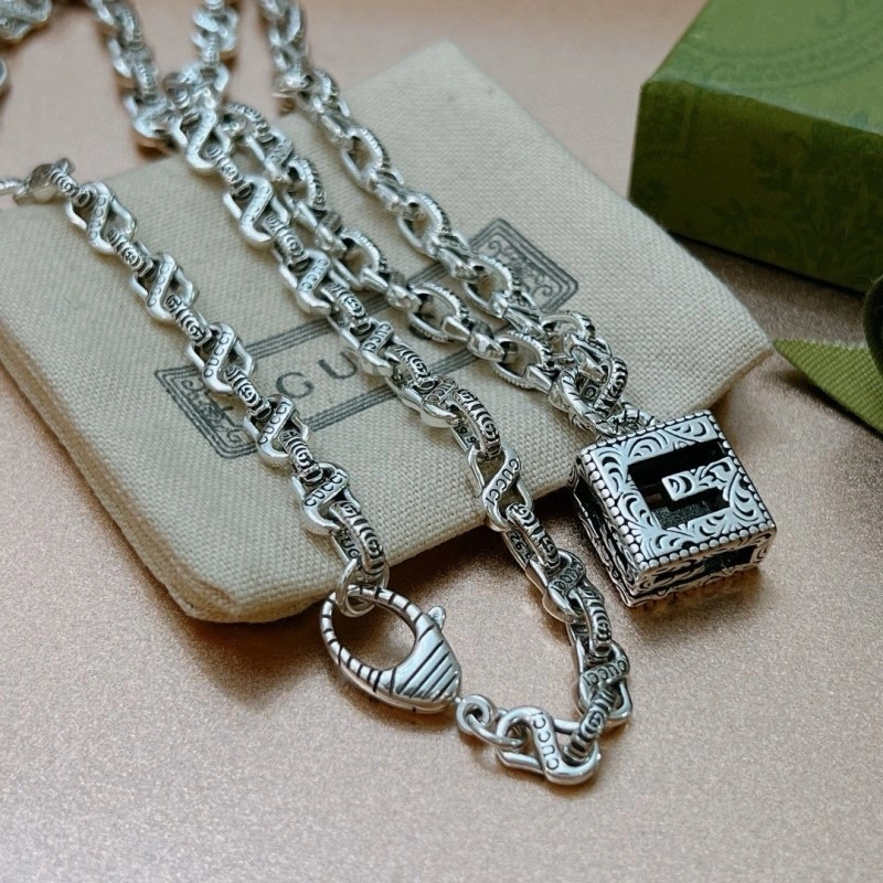 Thermal Gucci Necklaces 243544