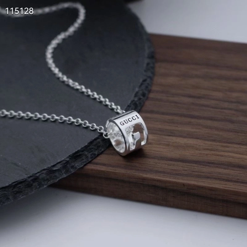 ModernLook Gucci Necklaces 243530