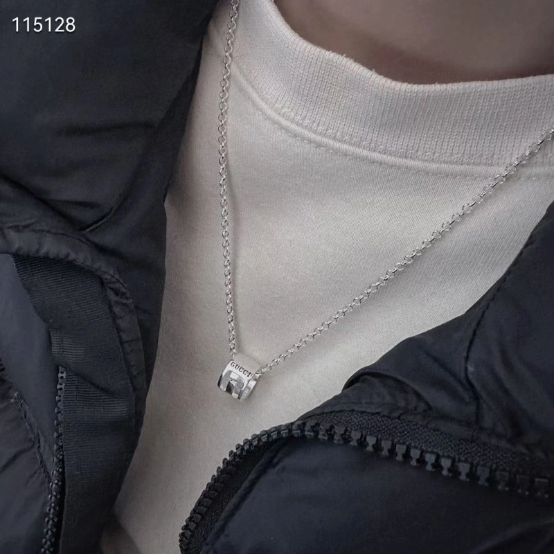 ModernLook Gucci Necklaces 243530