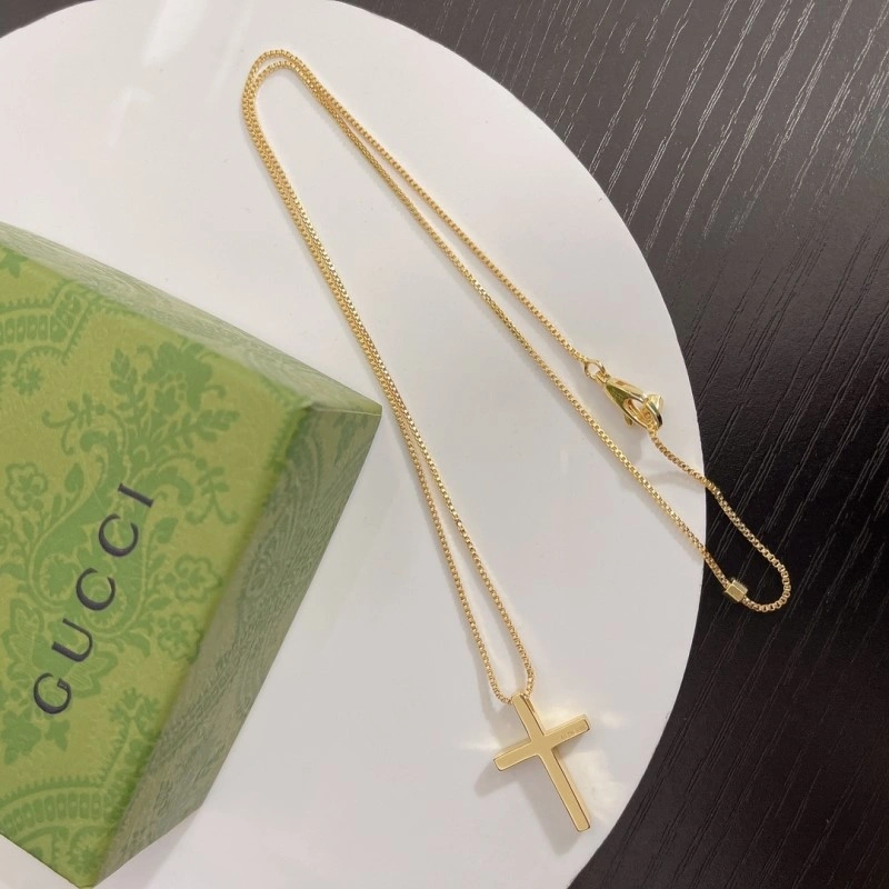 SmoothTexture Gucci Necklaces 243520