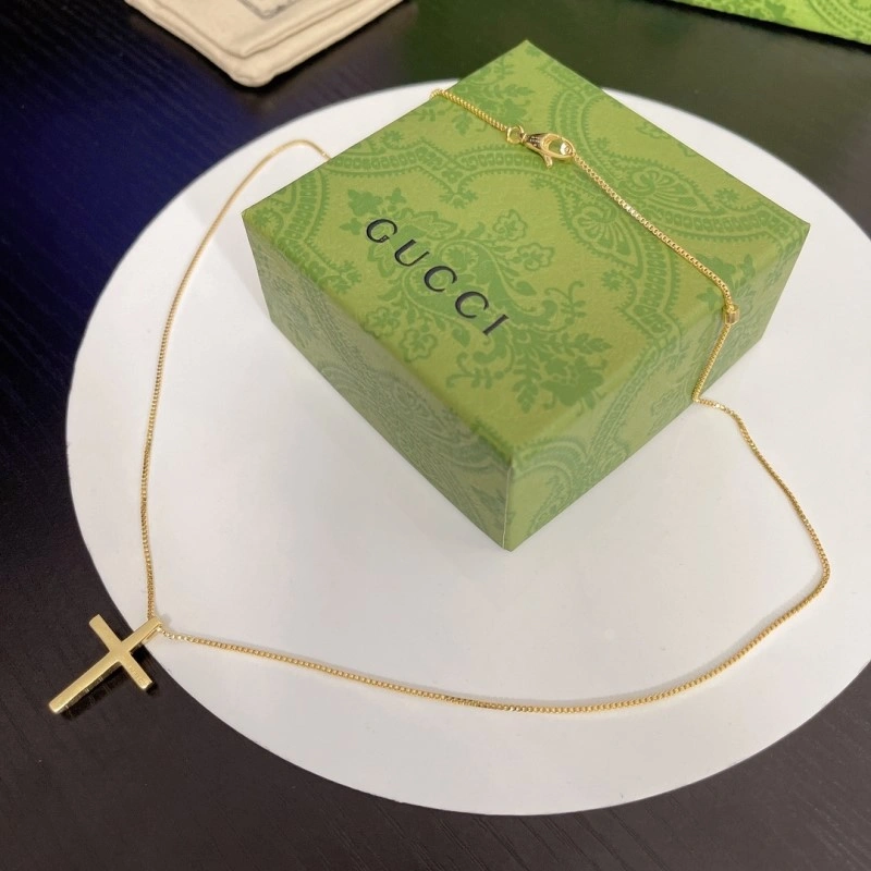 SmoothTexture Gucci Necklaces 243520