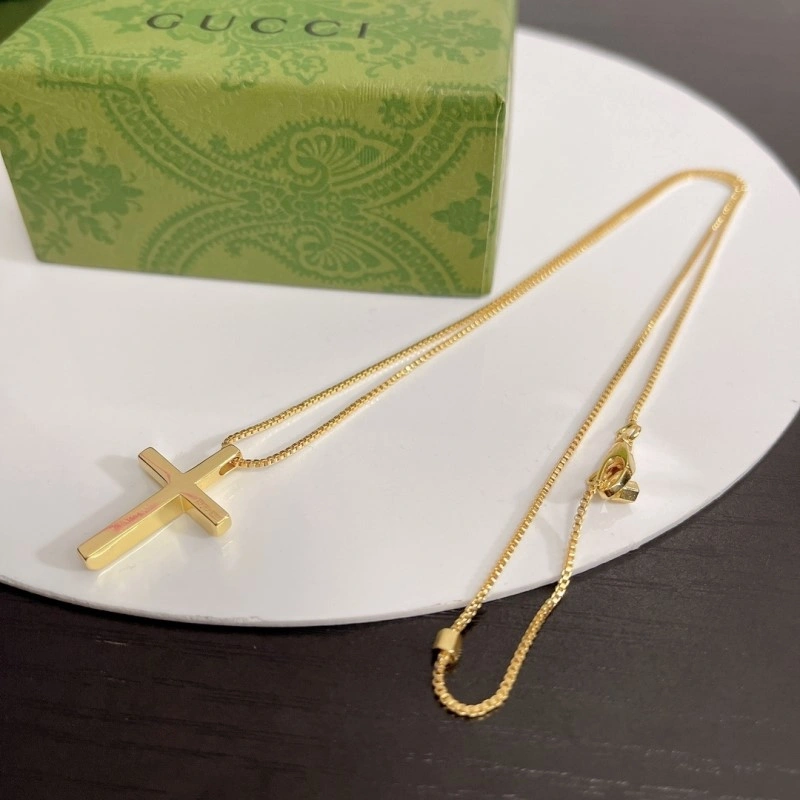 SmoothTexture Gucci Necklaces 243520