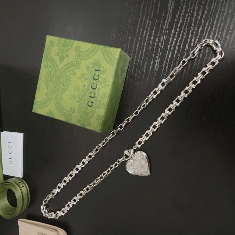 Modern Gucci Necklaces 243511