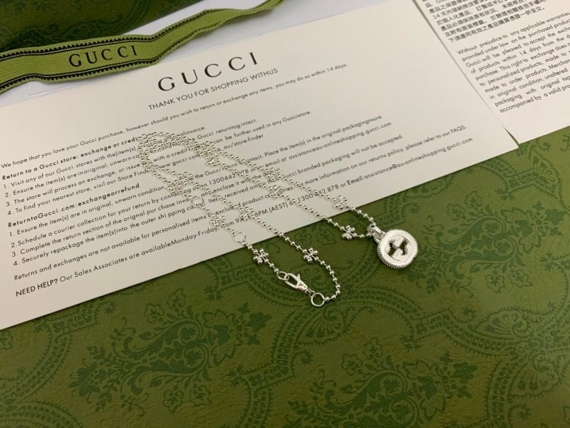 Gucci Necklaces HighQuality 243510