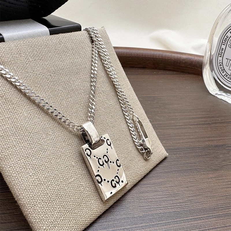 Gucci Necklaces Breathable 243134