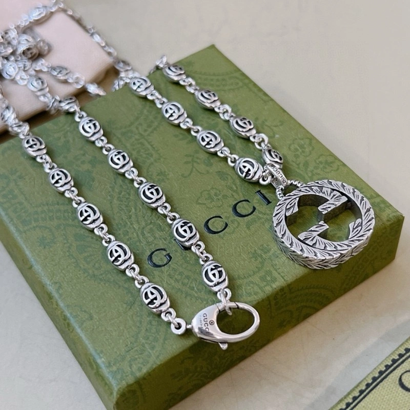 UrbanChic Gucci Necklaces 243155