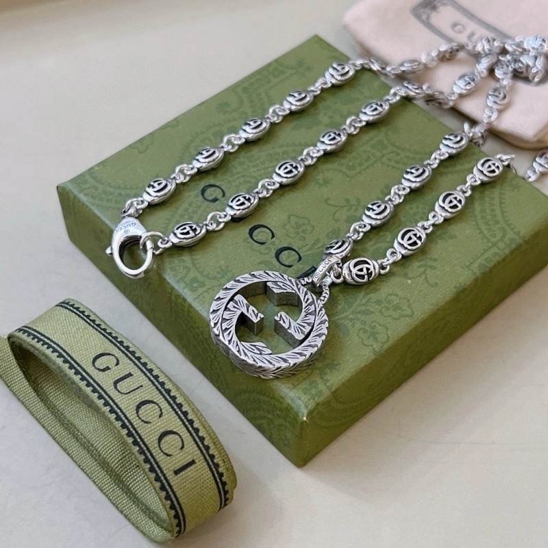 UrbanChic Gucci Necklaces 243155