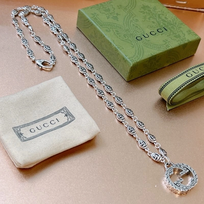 UrbanChic Gucci Necklaces 243155