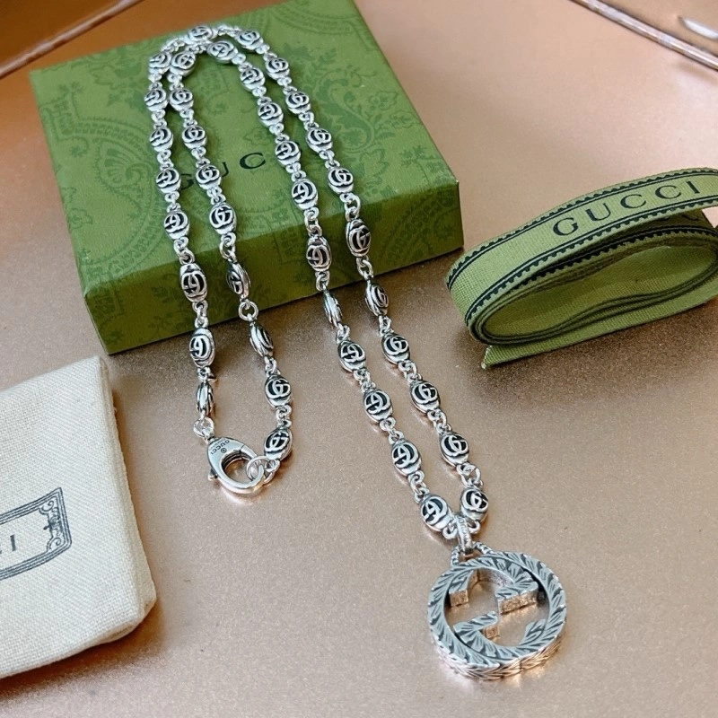 UrbanChic Gucci Necklaces 243155