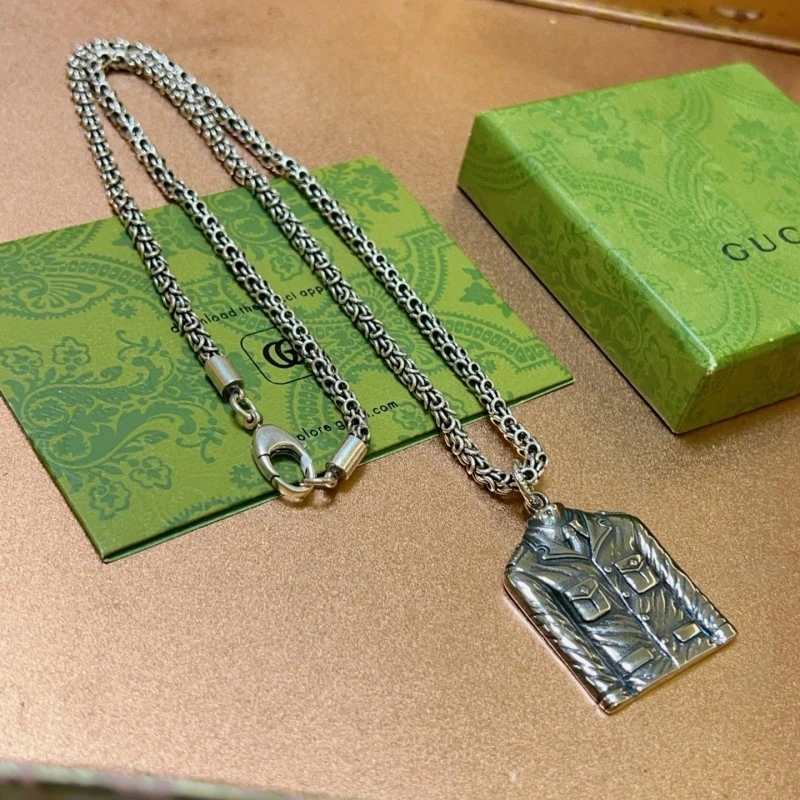 Unisex Gucci Necklaces 243122