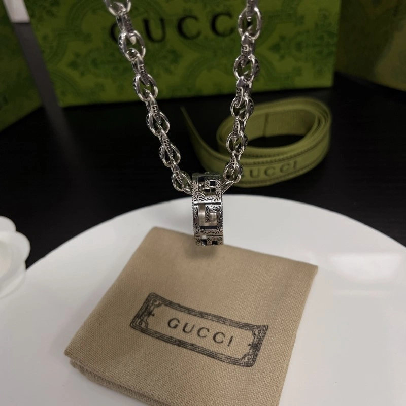 Resilient Gucci Necklaces 243090