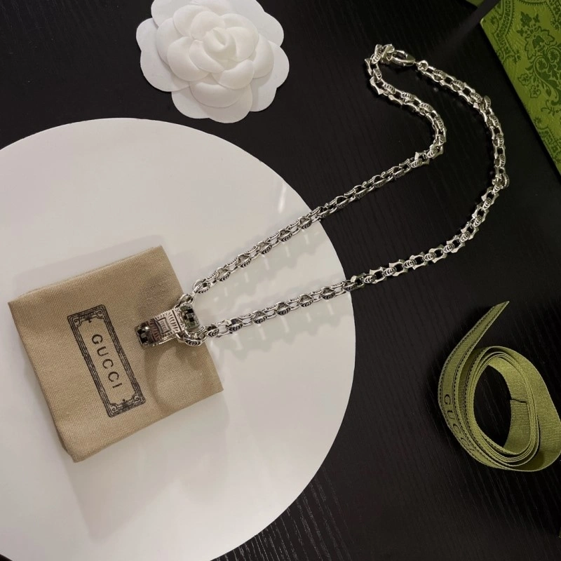 Resilient Gucci Necklaces 243090