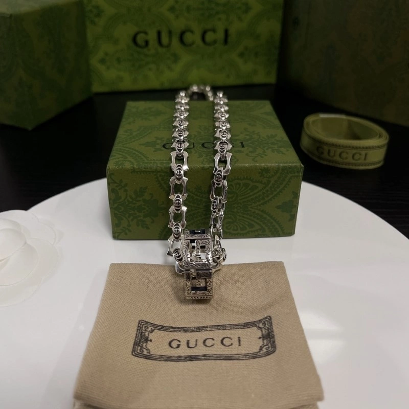 Resilient Gucci Necklaces 243090