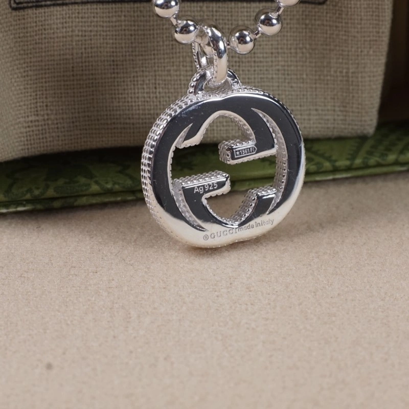 Elegant Gucci Necklaces 243112