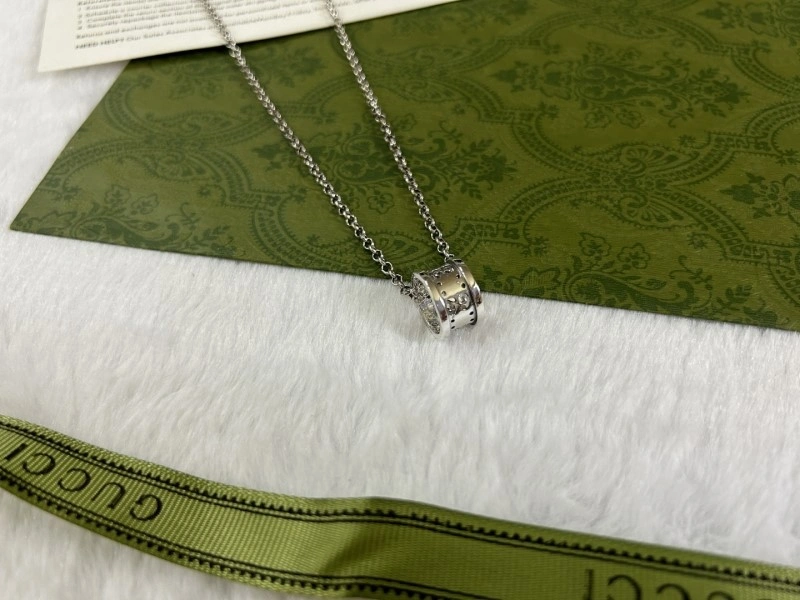 Minimalist Gucci Necklaces 243105