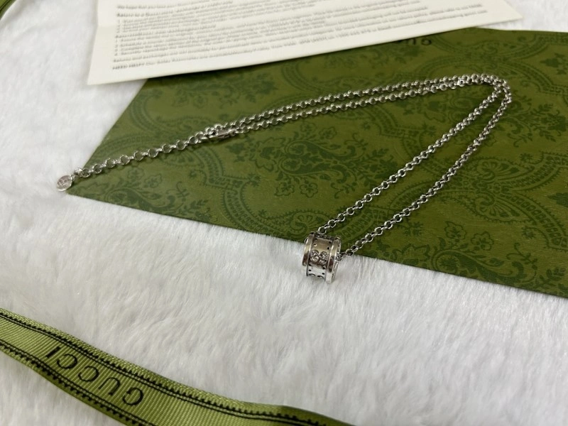 Minimalist Gucci Necklaces 243105