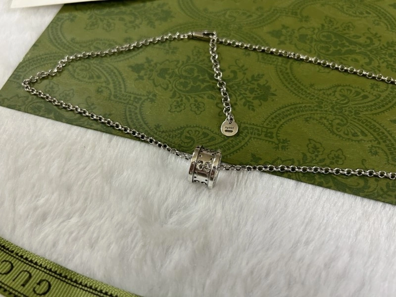 Minimalist Gucci Necklaces 243105