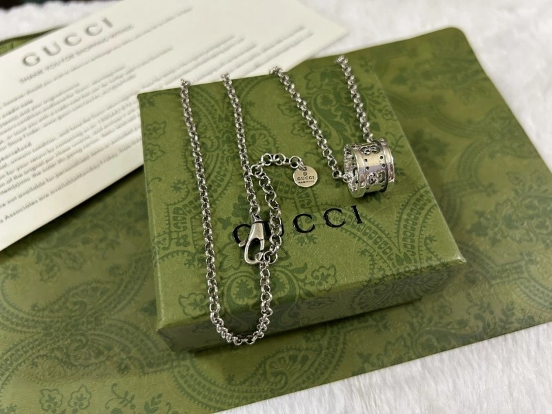 Minimalist Gucci Necklaces 243105