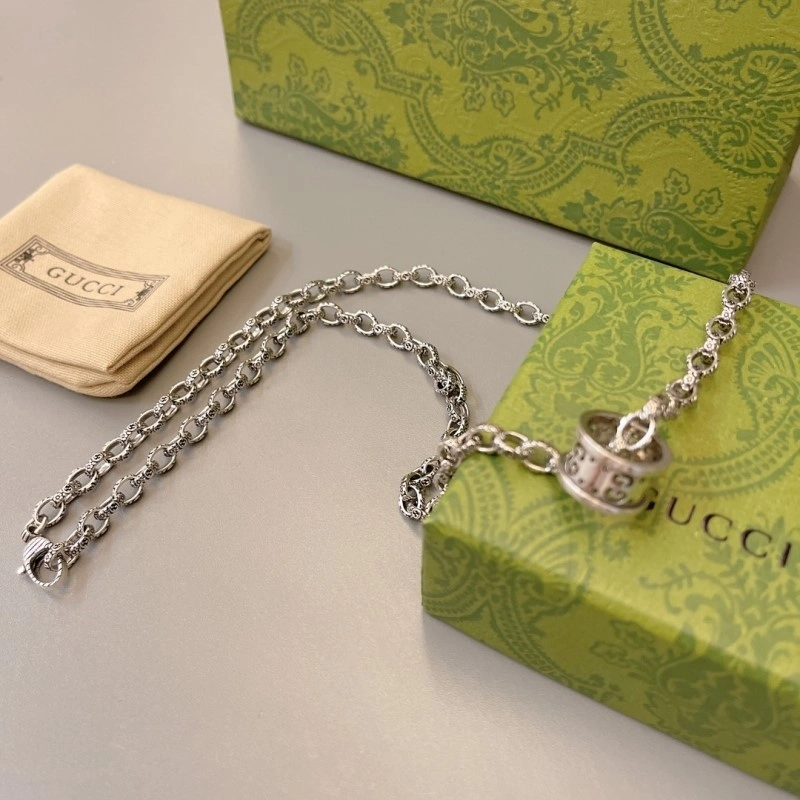 EyeCatching Gucci Necklaces 243101