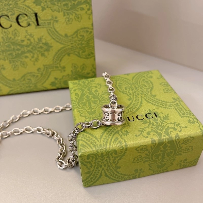 EyeCatching Gucci Necklaces 243101