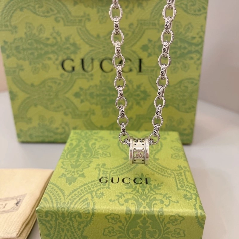 EyeCatching Gucci Necklaces 243101