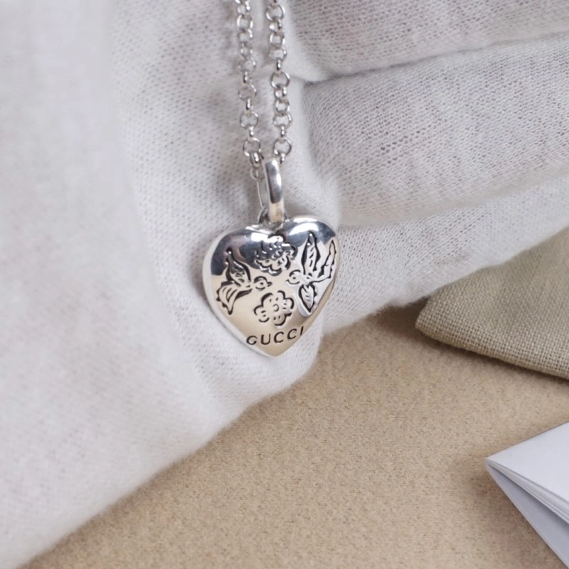 Gucci Necklaces AllSeason 243103