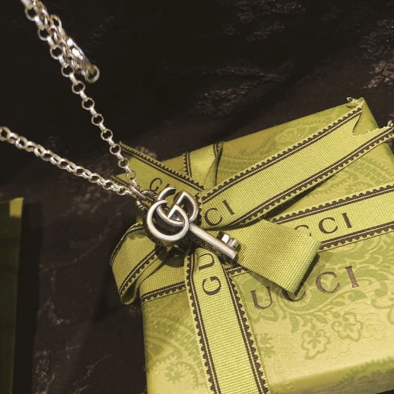 ZipUp Gucci Necklaces 243113