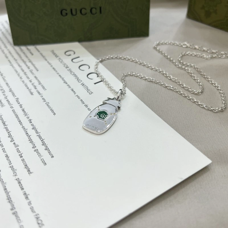 SmoothTexture Gucci Necklaces 243109