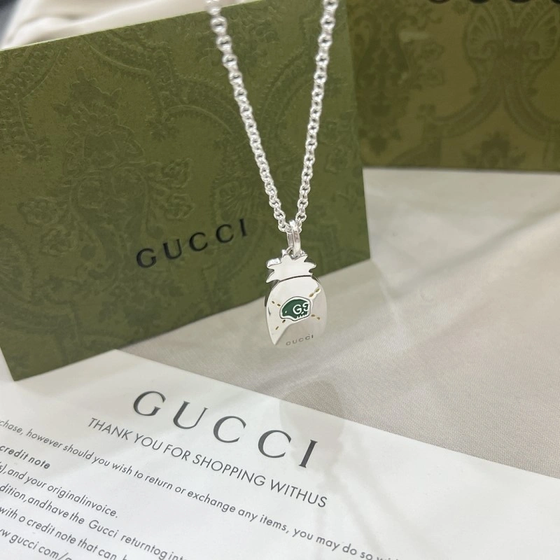 SmoothTexture Gucci Necklaces 243109