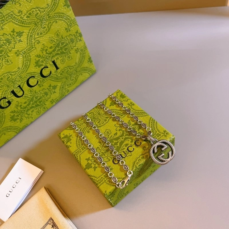 Seasonal Gucci Necklaces 243093