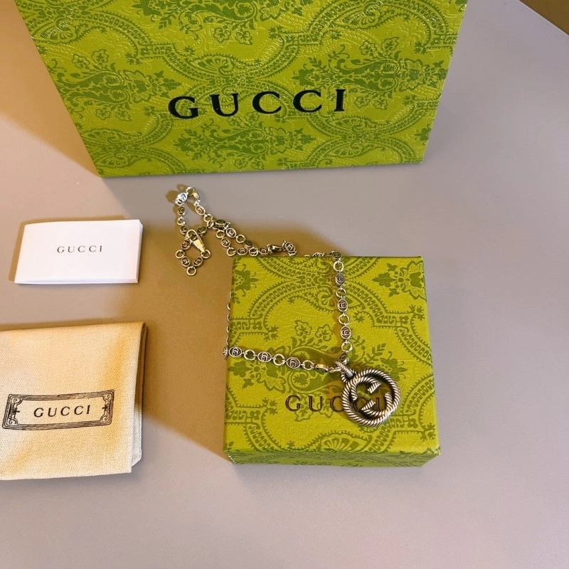 Seasonal Gucci Necklaces 243093